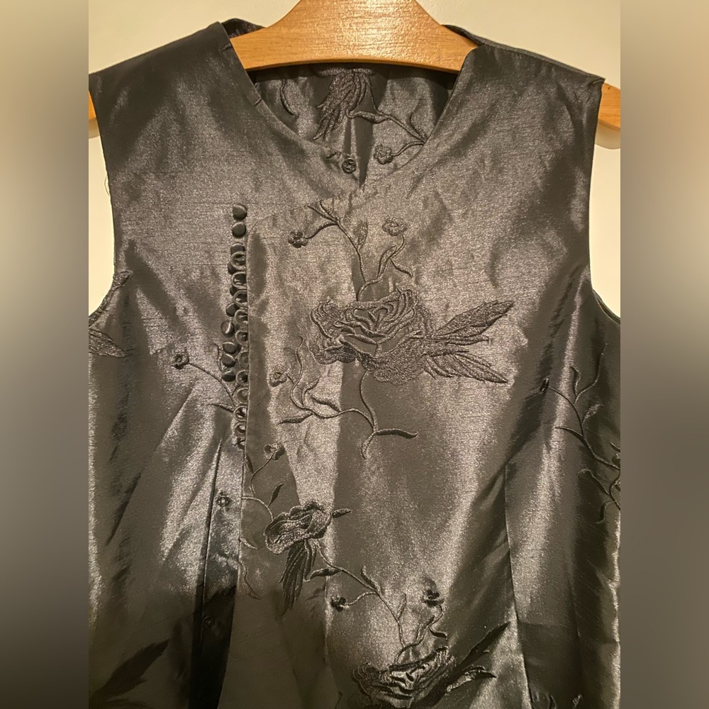 Beautiful 100% Silk Chinese Dress - image 3